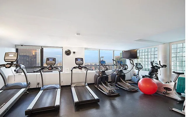 Rented by RSNY Realty | media 25