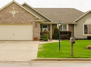 532 Fairview Cir, Waterford, WI 53185