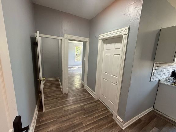 2nd image of 13 McDougall St #3