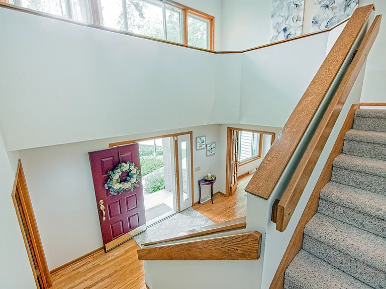 7126 New Washburn Way — Photo 7