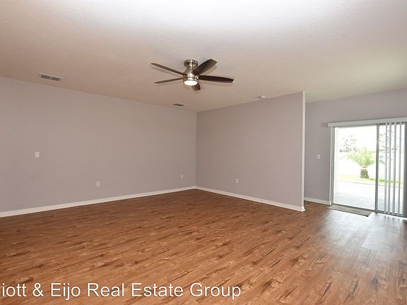 5th image of 3310 Tawny Grove Pl