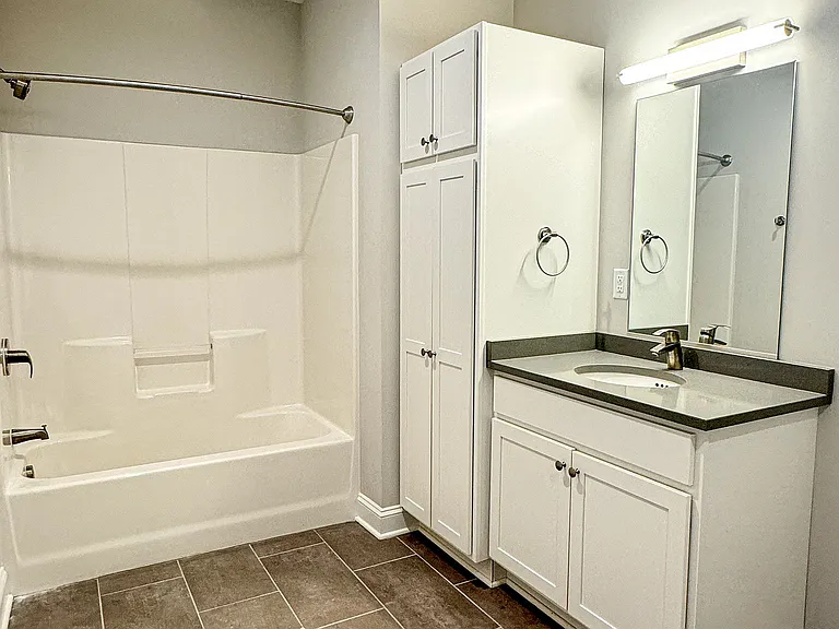 622 Main St — Photo 13
