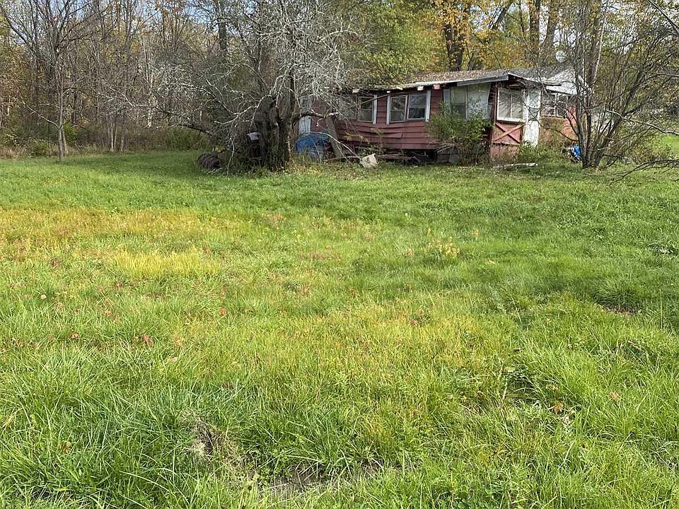 2nd image of 81 Quaker St