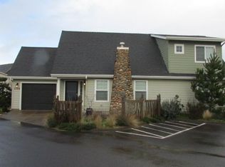 5704 Four Sisters Ln, Pacific City, OR