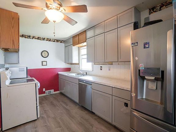 5th image of 1121 N 13th St