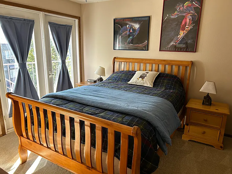 240 E La Bonte St #35 — Photo 3