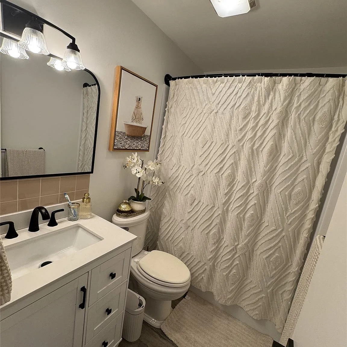 1 bed, 1.0 bath, 1316 sqft, $1,600 — Photo 3
