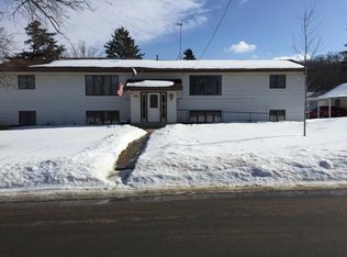 301 5th St S APT 3, Cannon Falls, MN 55009