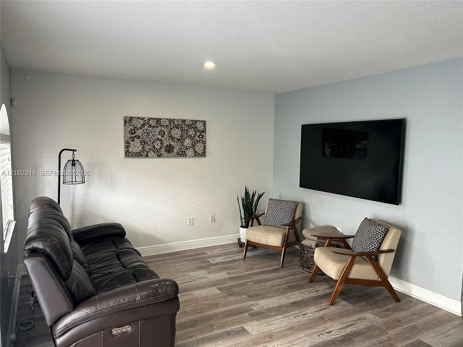 Ibis Villa At Miami Garde — Photo 4
