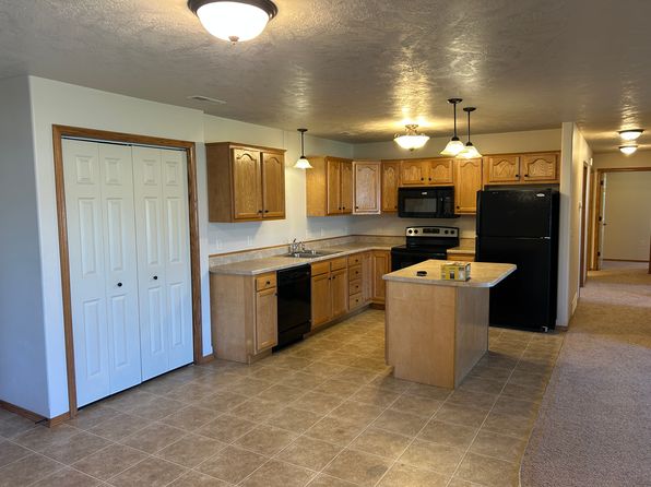 3808 W 93rd St APT 1, Sioux Falls, SD 57108