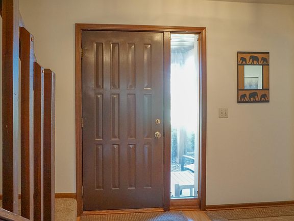 4th image of 1420 Stoney Point Dr