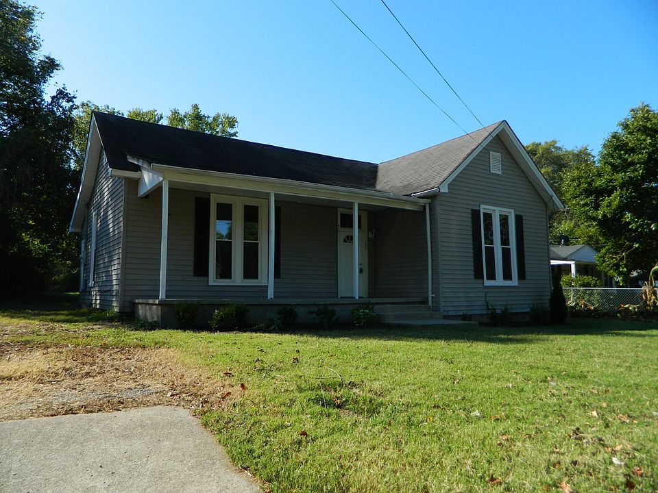 1st image of 209 E Winchester St