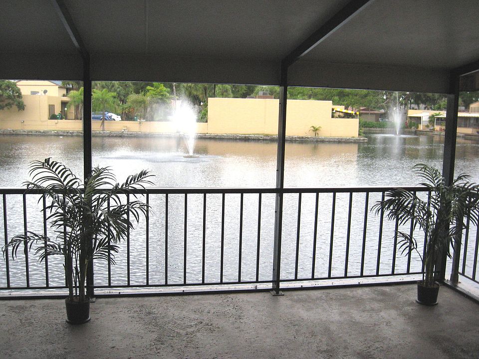 Dining Room Lanai View
