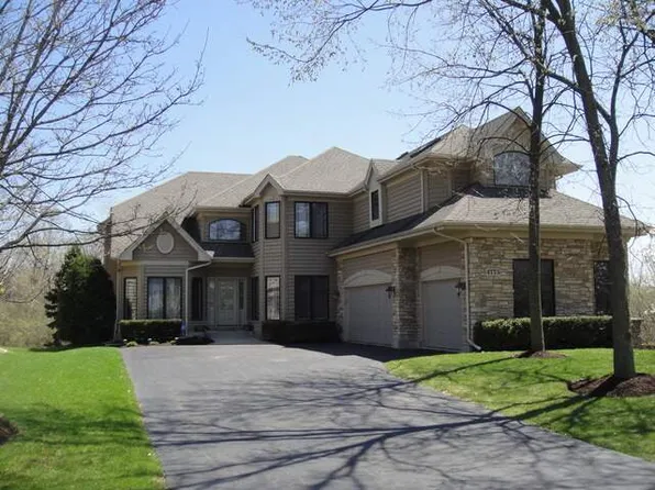 4775 Karns Rd, Lisle, IL 60532