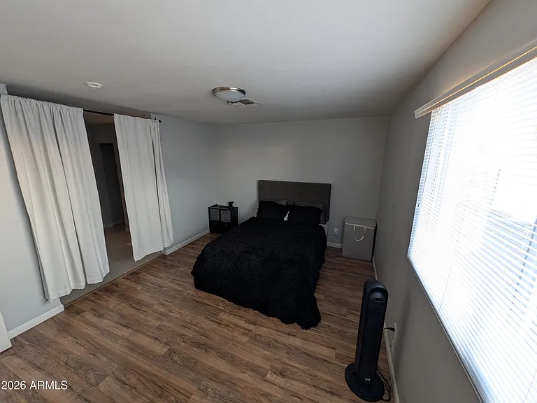 14 E Balboa Dr — Photo 6