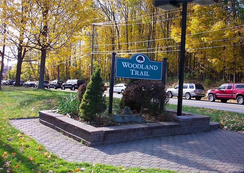 1st image of 59 Woodland Trl