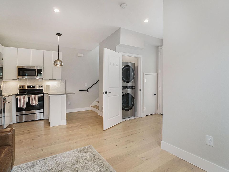 Living/kitchen/restroom and laundry lower level