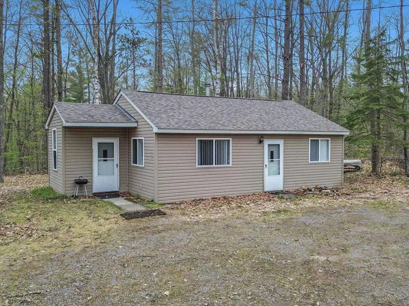 8902 Pickerel Lake Rd, Vanderbilt, MI 49795