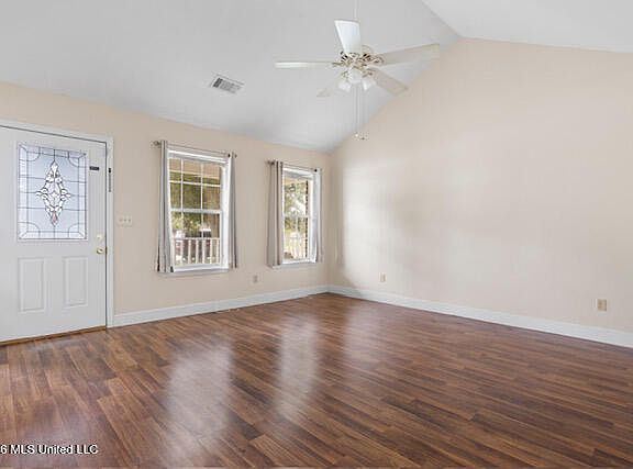 3rd image of 322 Lorraine Ave