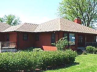 211 S 4th St, Mapleton, IA 51034