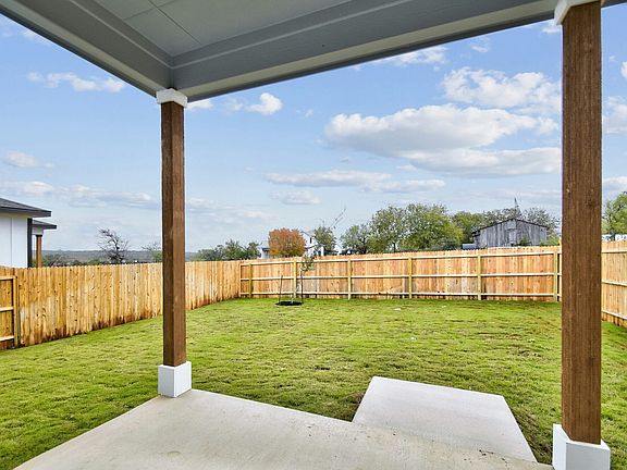 3rd image of 751 Langston Ln