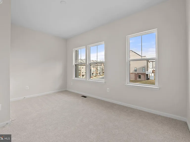 6045 Soho Way — Photo 22