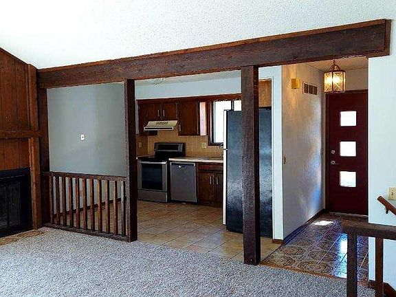 3rd image of 13932 Falkirk Cir