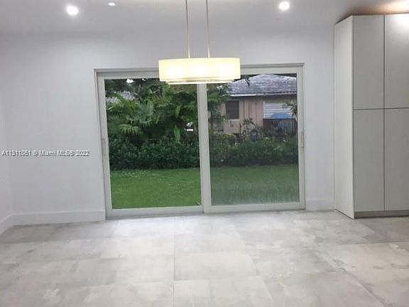 4th image of 112 Romano Ave #0