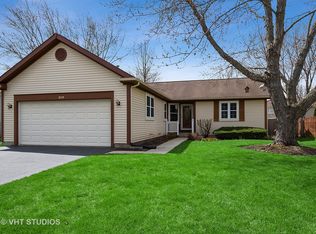 329 Indian Ridge Trl, Wauconda, IL 60084