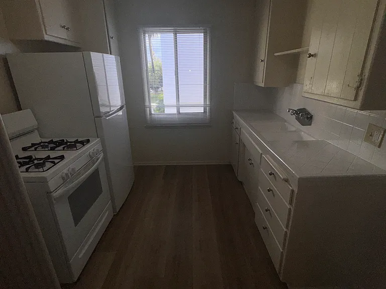 234 S Occidental Blvd #11 — Photo 4