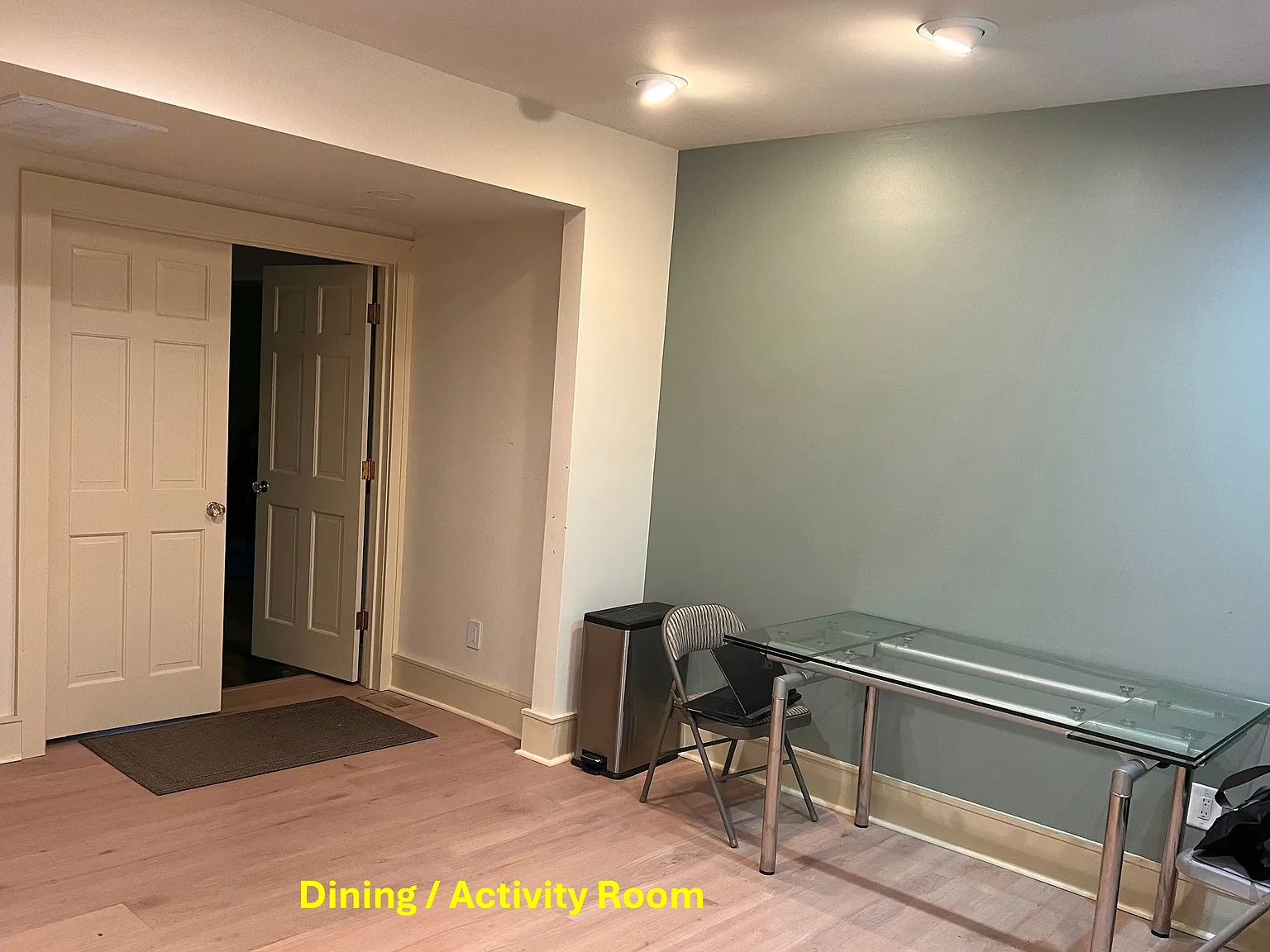 215 Friendly Ln — Photo 3