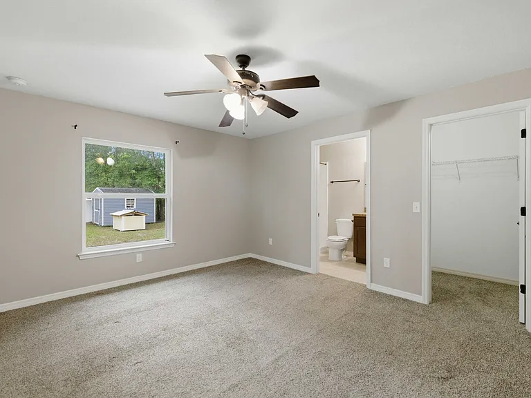 5447 NW 54th Pl — Photo 9