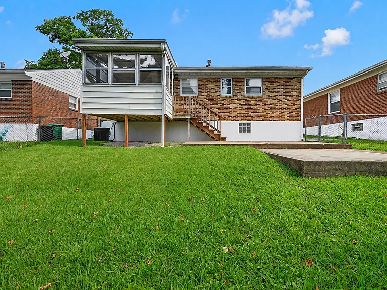 8106 Fawn Ave — Photo 19