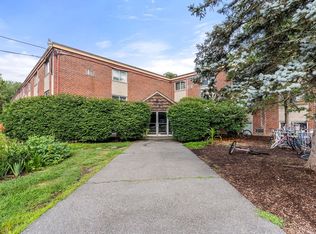 17 Weld St APT 34, Framingham, MA 01702