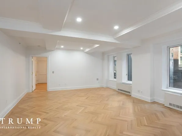 502 Park Avenue image 9 of 15