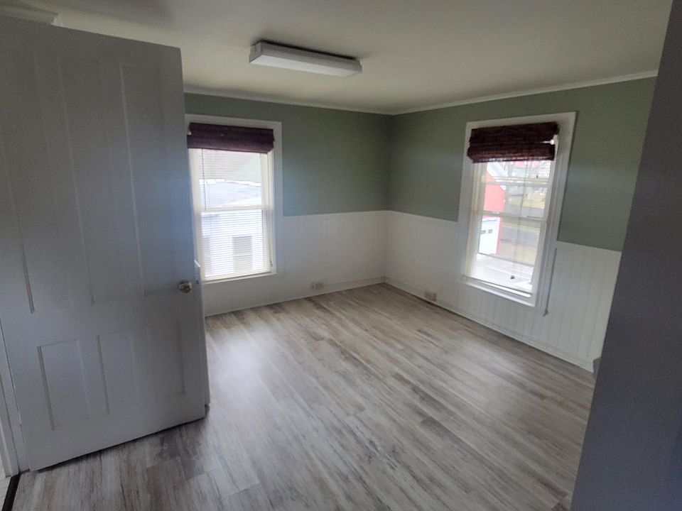 Dining area for kitchen