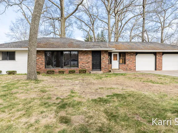 7968 S Michigan Ave, Rothbury, MI 49452