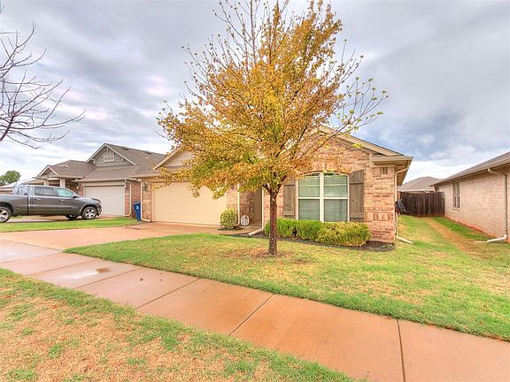3rd image of 15524 Boulder Dr