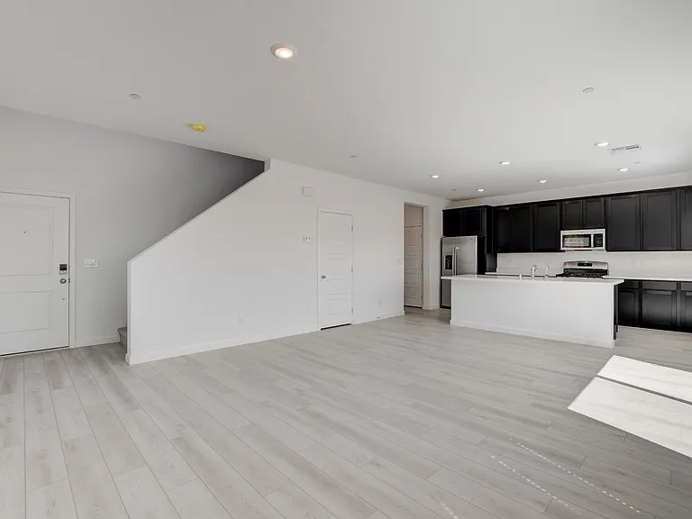 345 Isla Enclave Way — Photo 13