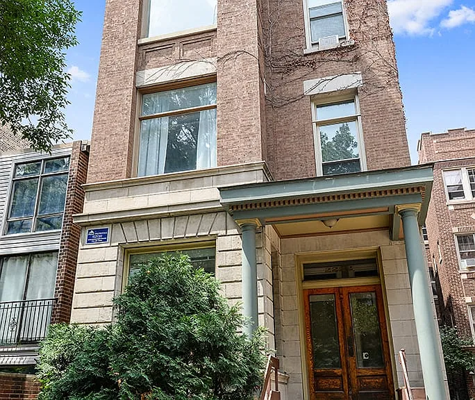 2222 N. Kenmore Ave. — Photo 1