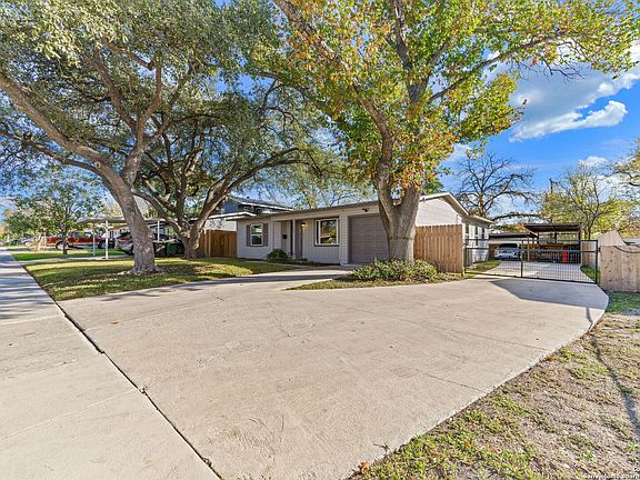 3rd image of 258 LIVELY DR