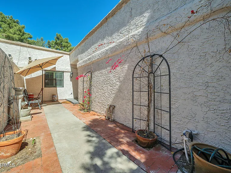 7368 E Pleasant Run — Photo 3