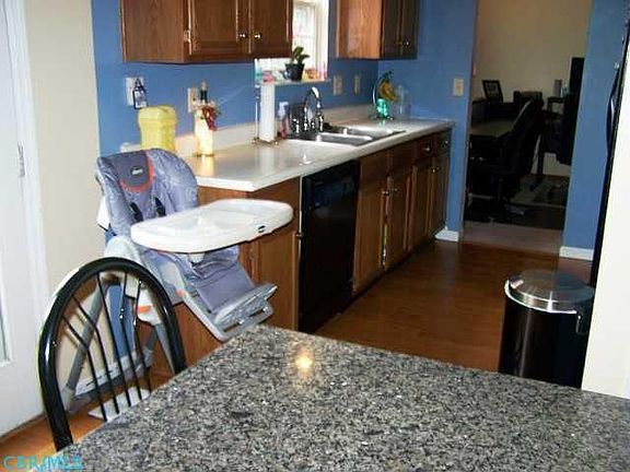 5th image of 5594 Whispering Oak Blvd