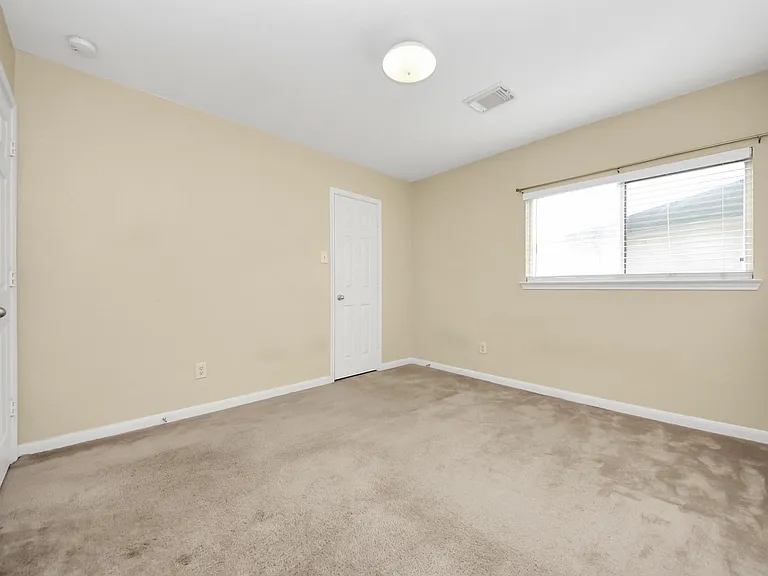 15202 Lynford Crest Dr — Photo 31