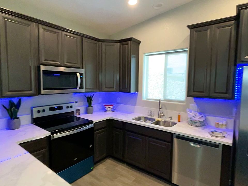 1st image of 3617 Pelican Dr