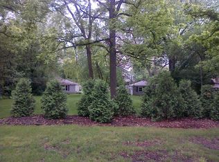 11805 Mohican Dr, Algonquin, IL 60102