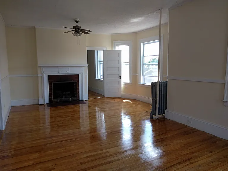 82 Elm St #6 — Photo 8