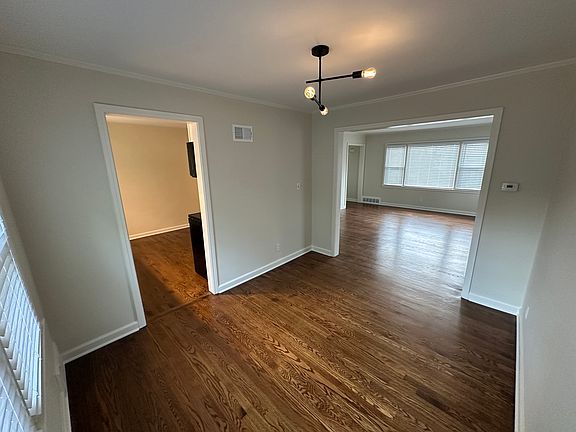 4th image of 109 W 73rd St #109
