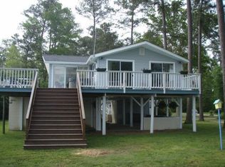 177 Sunset Ln, Hallieford, VA 23068