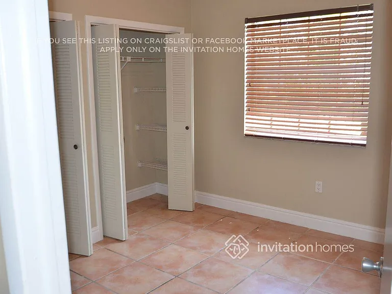 14002 SW 161st Ter — Photo 6